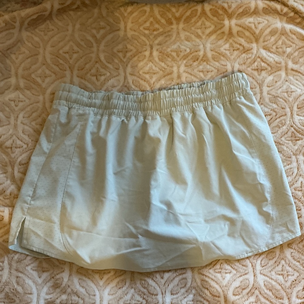Calla Light Blue Athletic Skort – Size M - Picture 2 of 4